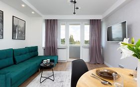 Metro Marymont Apartment By Noclegi Renters